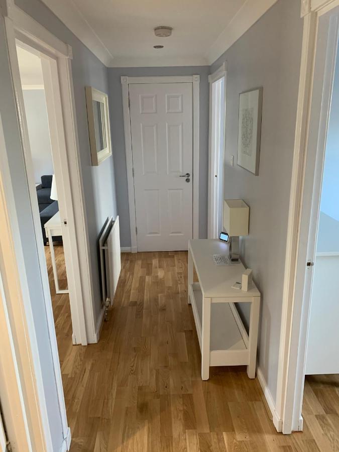 Flat One, 212 Eaglesham Road, East Kilbride, 글라스고 외부 사진