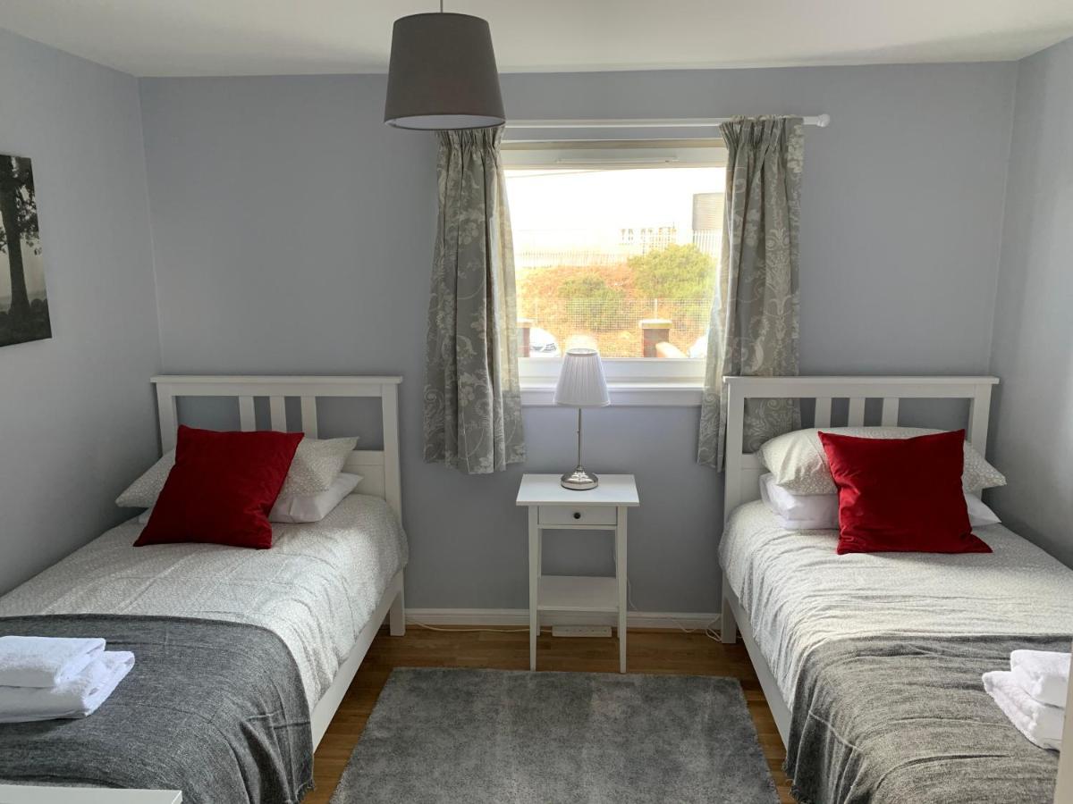 Flat One, 212 Eaglesham Road, East Kilbride, 글라스고 외부 사진